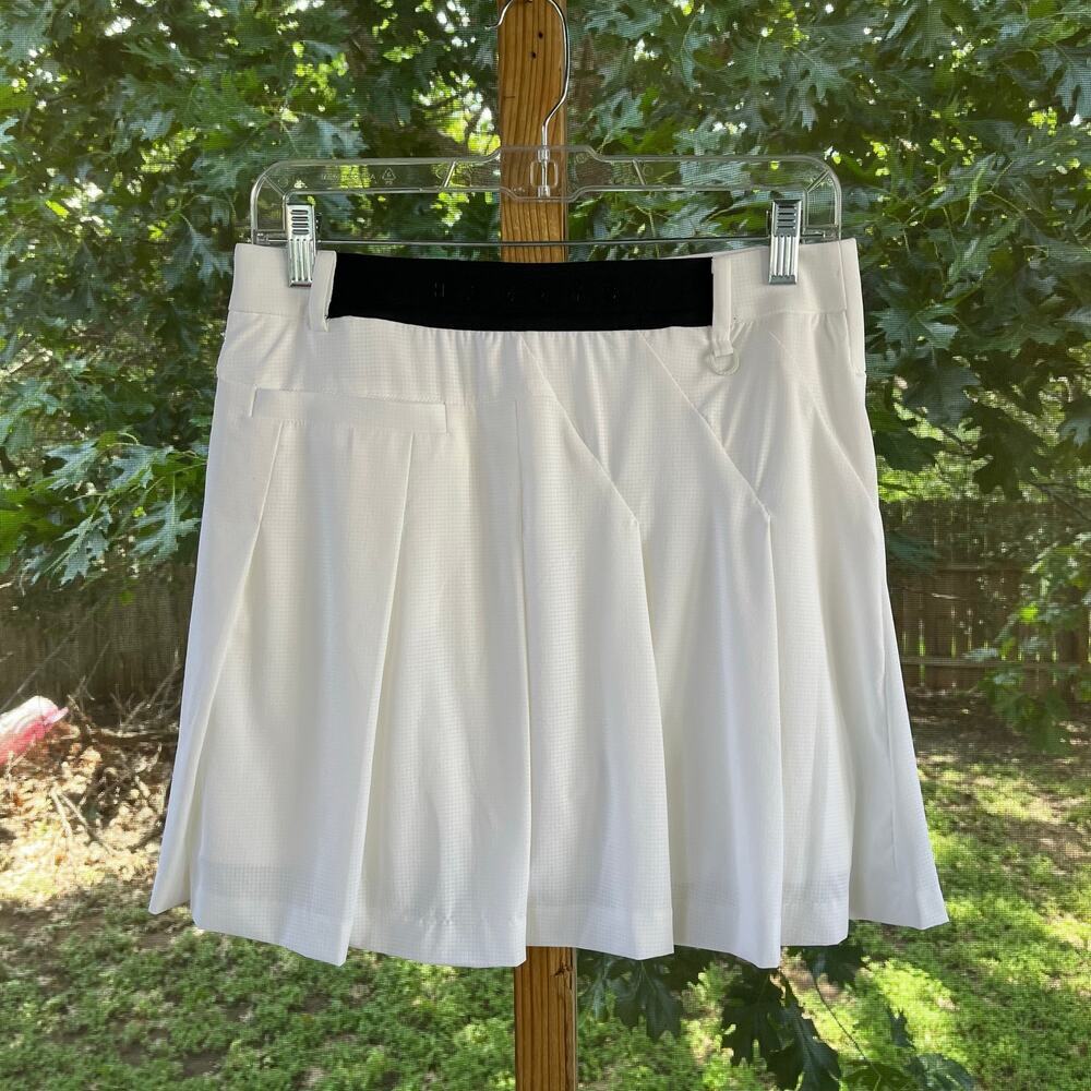 Hazzy's Women's White Classic Golf Skort Size 29"